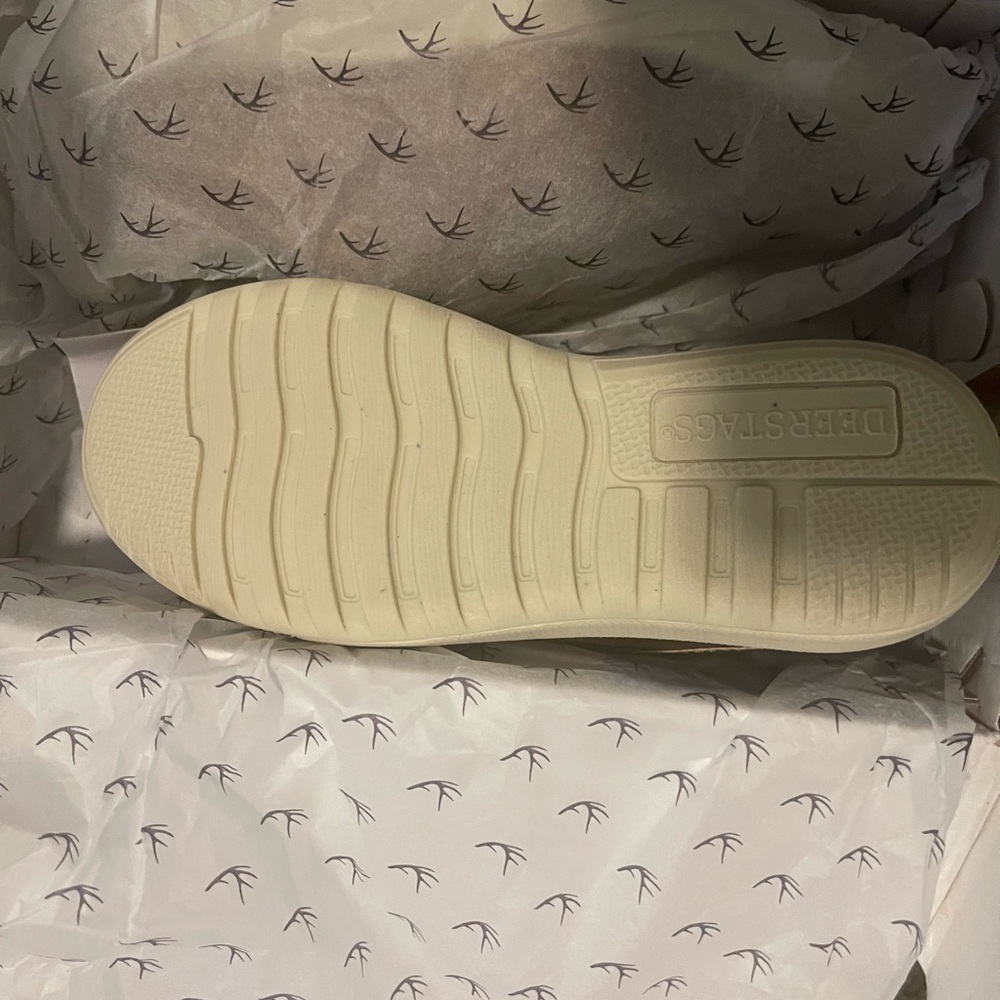 Boys shoes